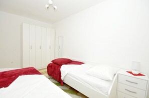 Apartamento (A2) | Ferros/tábuas de passar roupa, Wi-Fi de cortesia