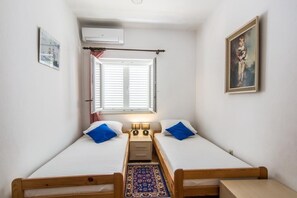 Apartment (A1)