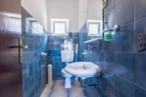 Apartment (A1) | Badezimmer