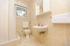 Apartment (A1) | Bathroom - Apartments Sabina (Vodice)