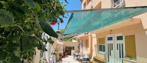 Studio (A1) | Terrace/patio