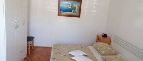 アパートメント (A2) | アイロン / アイロン台、WiFi (無料)