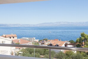 Apartment (A1) | Water view - Apartment Sanda (Solta)