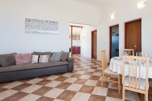 Apartment (A1) | Living room