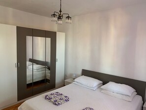 Apartment (A1) | Iron/ironing board, free WiFi - Apartments Josip (Rogoznica)