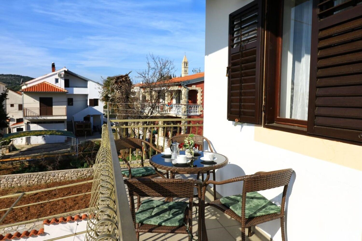 Apartment (A2) | Balkon