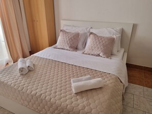 Studio (A1) | Iron/ironing board, free WiFi - Apartment Bubi (Solta)