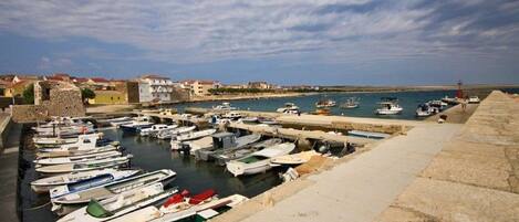 Vue sur la ville depuis lâhĂ©bergement