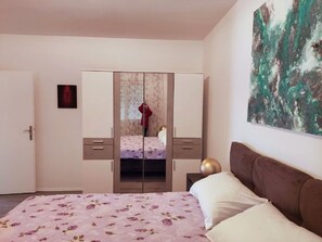 Apartment (A3) | Bügeleisen/Bügelbrett, kostenloses WLAN