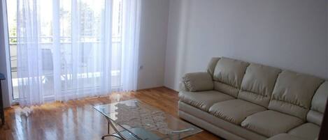 Apartment (A4) | Living room