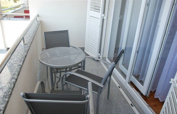 Apartment (A4) | Terrace/patio - Apartment Markle (Rab)