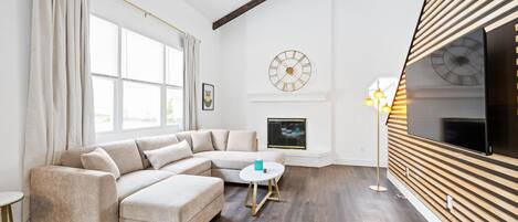 Ferienhaus, Mehrere Betten, Whirlpool, Gartenblick (Nookside Grand Estate)