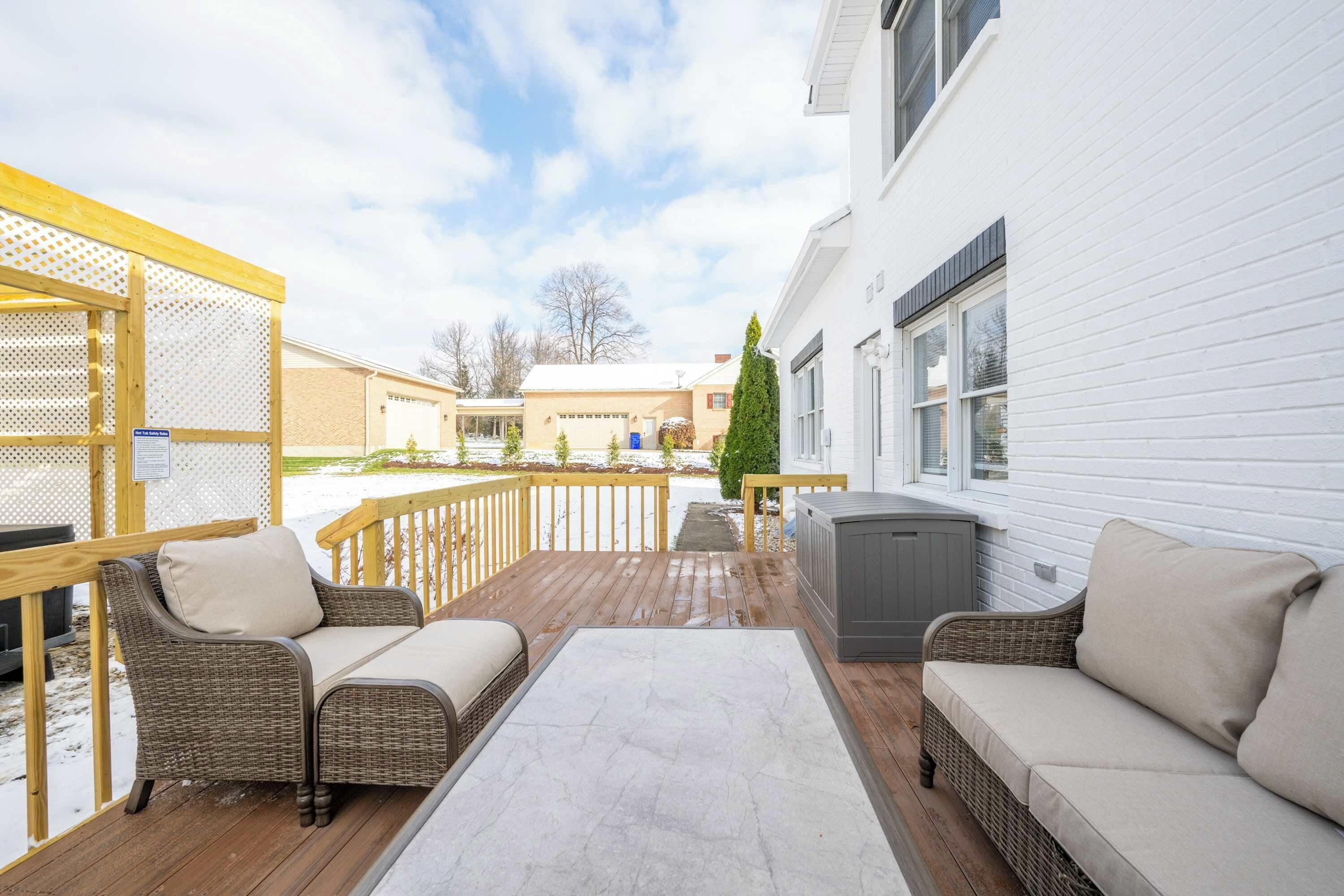 House, Multiple Beds, Hot Tub, Garden View (Nookside Grand Estate) | Terrace/patio