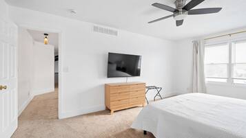 4 bedrooms, individually decorated, individually furnished, bed sheets