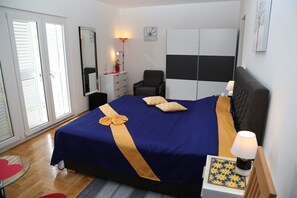 Iron/ironing board, free WiFi - Apartment Tomi (Hvar)