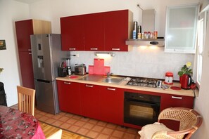 Private kitchen - Apartment Tomi (Hvar)