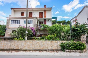 Building design - Apartments Zana (Trogir)