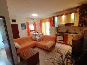 Departamento (A1) | Sala de estar