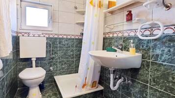Apartment (A2) | Badezimmer | Dusche