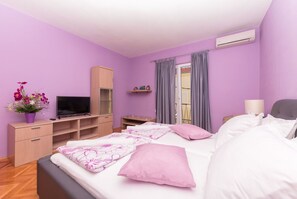 Apartment (A4)