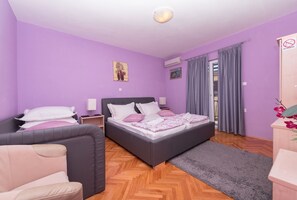 Apartment (A4) | Free WiFi - Apartments and Room Goran (Makarska)