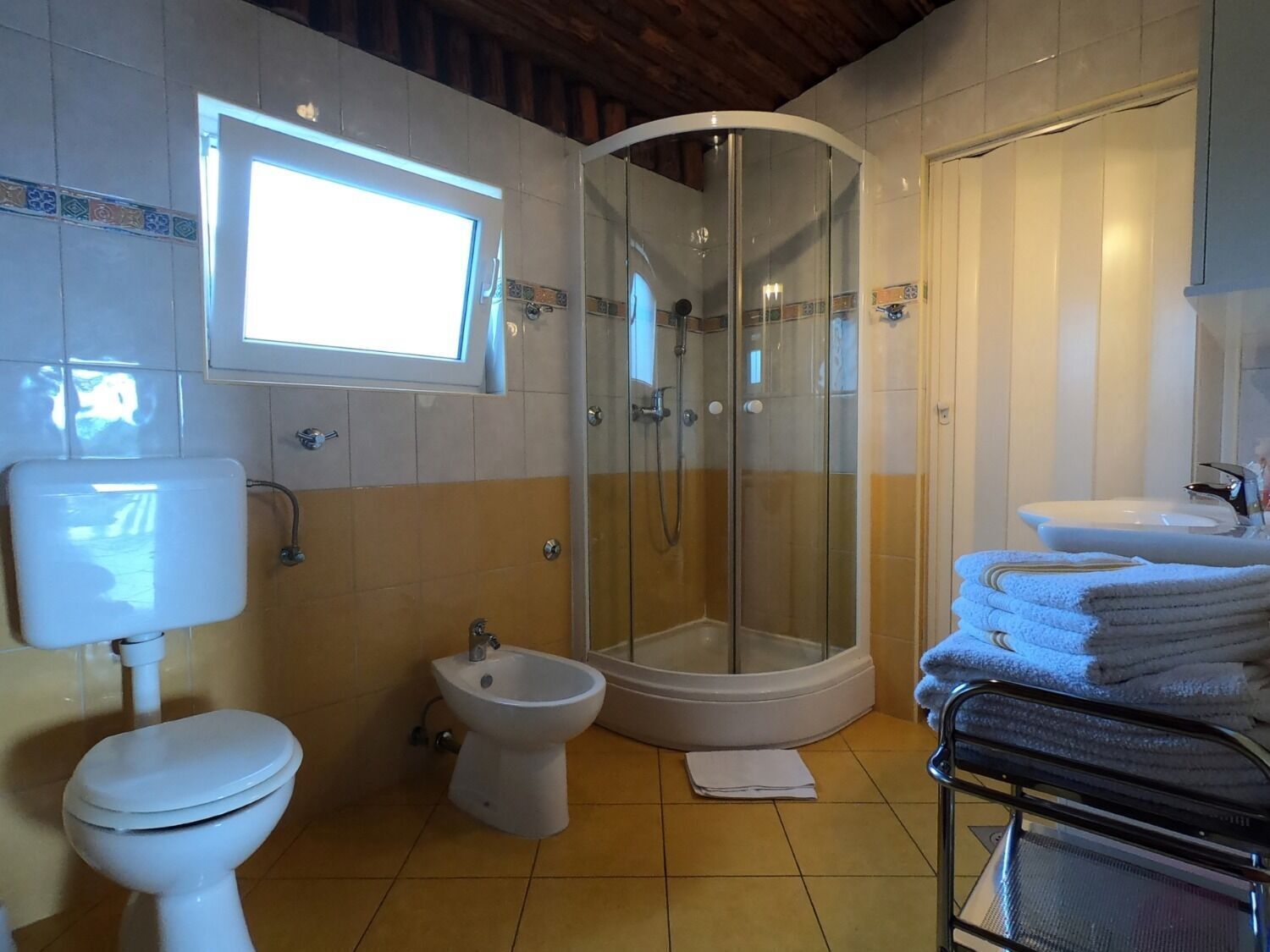 Apartment (A1) | Badezimmer