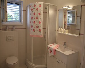 Bathroom - Apartments Mirjana (Pakostane)