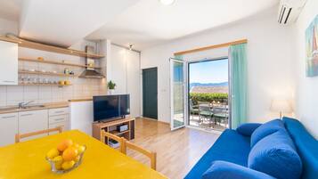 Apartment (A2) | Living room