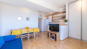 Apartment (A2) | Living room