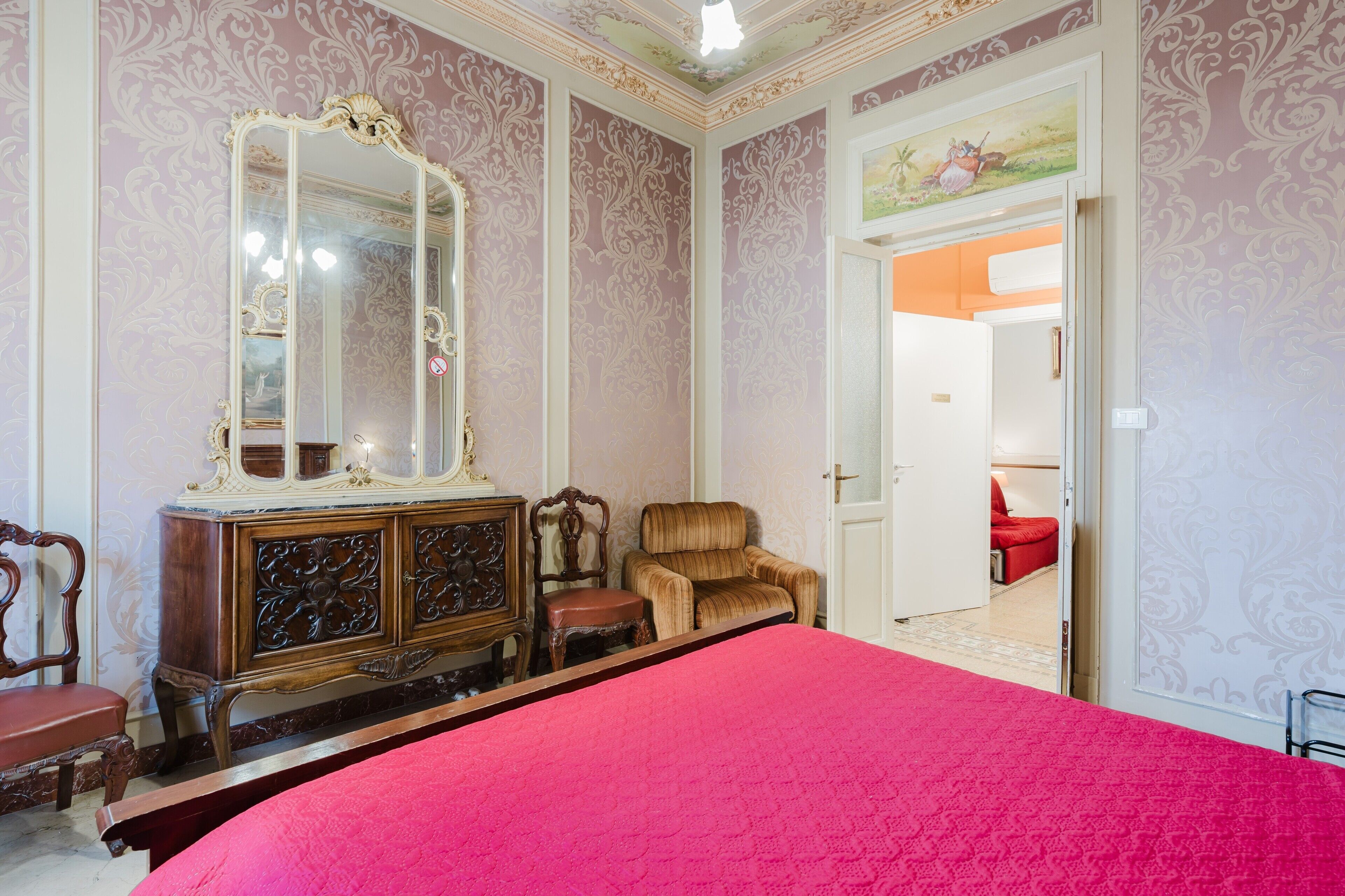 2 多间卧室、WiFi、床单