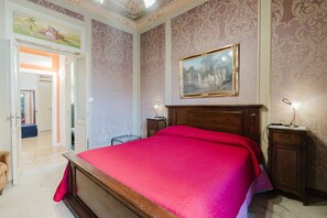 2 bedrooms, WiFi, bed sheets - Mini Suite at Bnb Via Roma (Marsala)