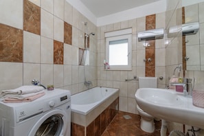 Apartment (A1) | Bathroom - Apartment Vana (Kastela)