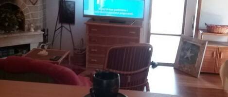 LĂ€genhet (A1) | Vardagsrum | Dvd-spelare