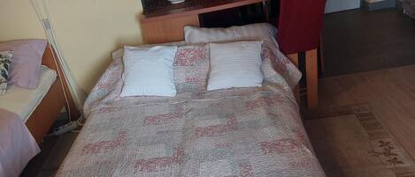 Studio (A3) | Iron/ironing board, free WiFi