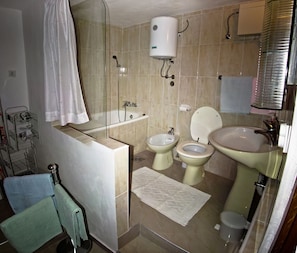 Apartment (A1) | Bathroom - Apartment Kate (Okrug)