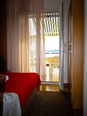 Apartment (A1) | Iron/ironing board, free WiFi - Apartment Kate (Okrug)