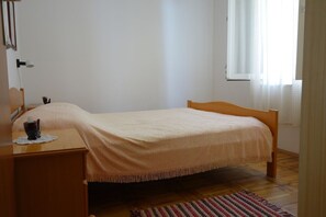 Apartamento (A1) | Ferros/tábuas de passar roupa, Wi-Fi de cortesia