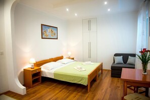 Studio (A2) | Free WiFi - Apartments and Rooms Robi (Podstrana)