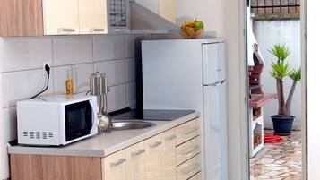 Studio (A2) | Private kitchen