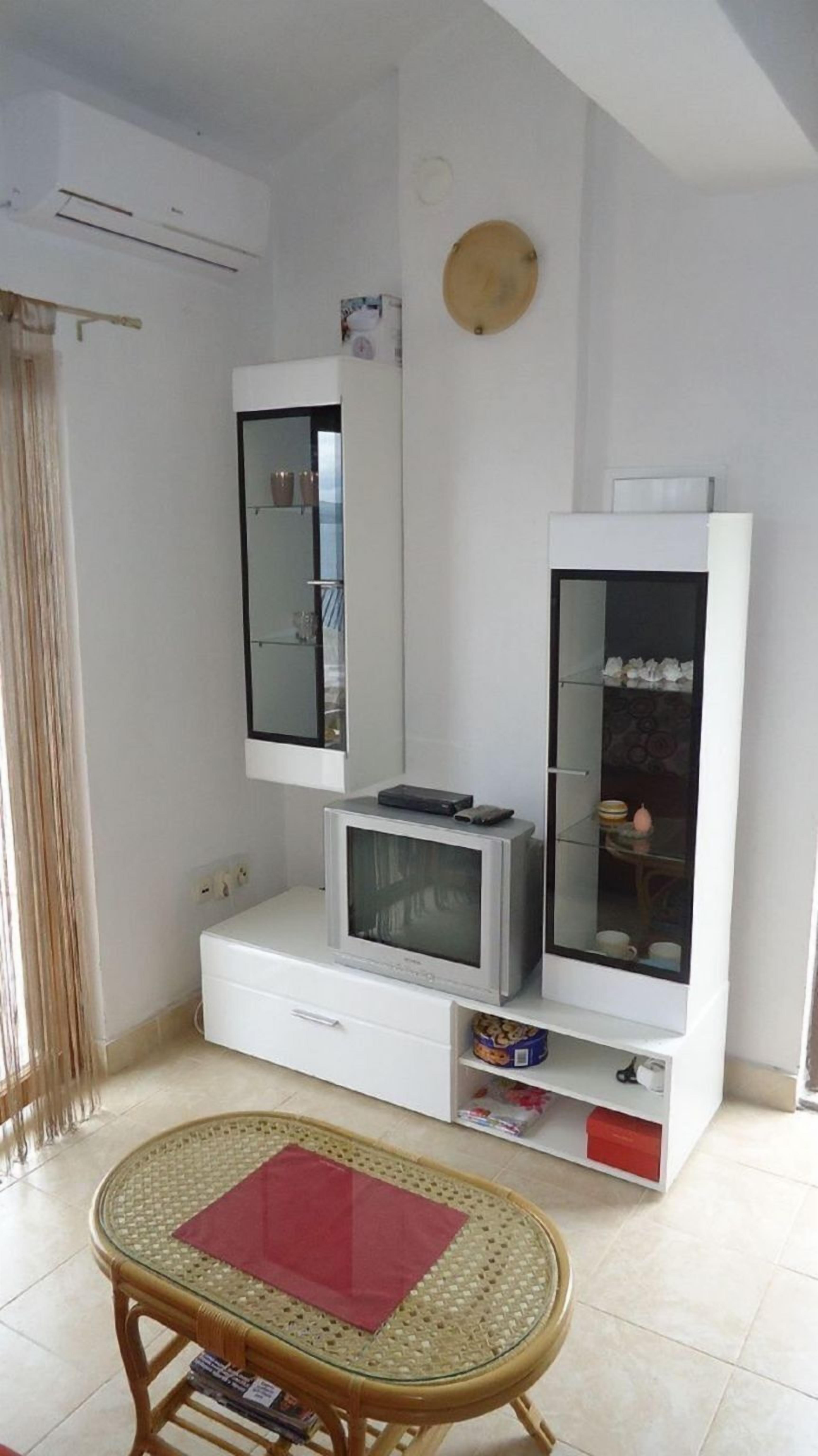 Apartment (A2) | Living room