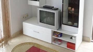Apartment (A2) | Living room