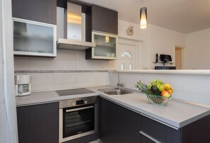 House | Private kitchen - House Andre (Nerezise)
