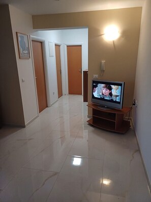 Apartment (A1) | Hallway - Apartment Zdrave (Makarska)