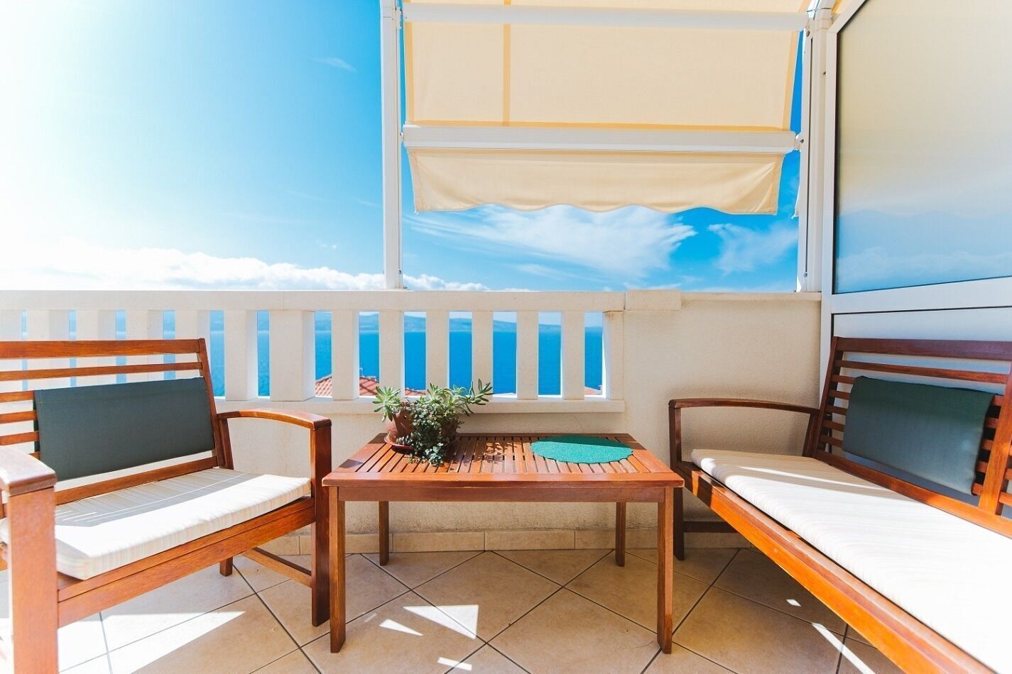 إطلالة على المياه