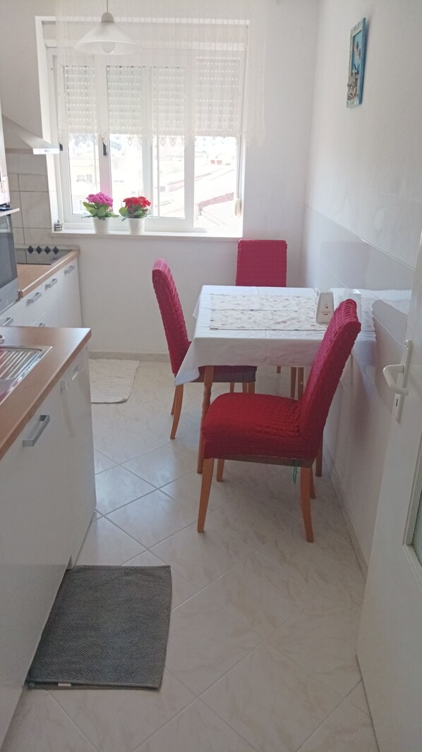 Apartment (A1) | Private kitchen - Apartment Dragica (Split)