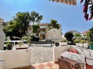 Terrace/patio - Apartments Jure (Makarska)
