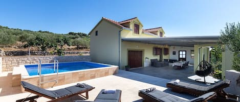 Maison | Piscine extérieure