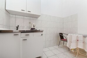 公寓 (A2) | 私人厨房 | 冰箱、  炉灶、厨具/餐具