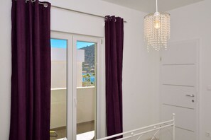 House | Free cots/infant beds, free WiFi - House Pazanin (Marina)