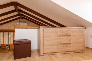 House | Interior - House Kristiana (Supetar)